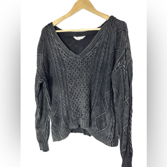 No Boundaries Sweaters - Gray Distressed V-Neck Cable Knit Slouchy Sweater Size XXL